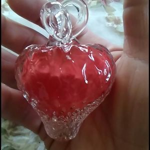 Intaglio Anton Art Glass 🍓 Paper Weight as is